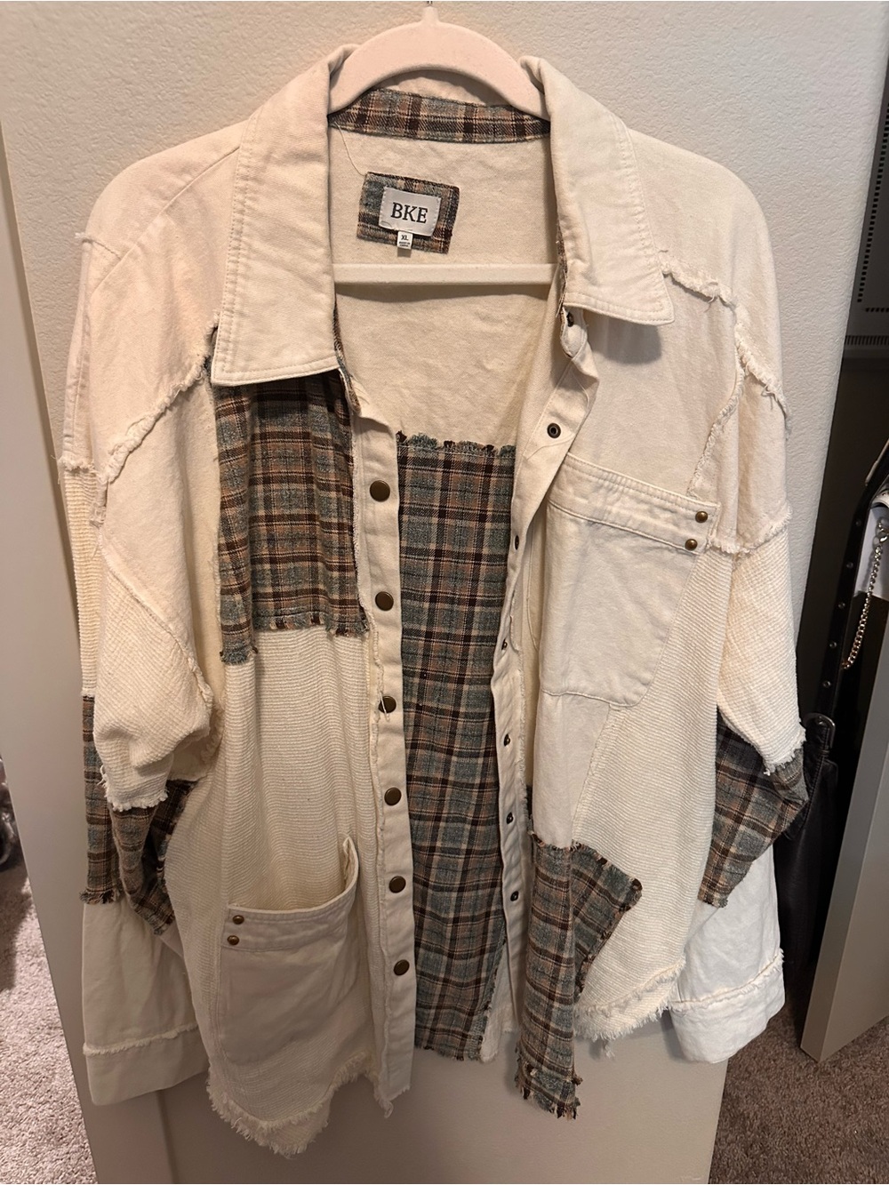 BKE by Buckle Cream Patchwork Button-Up Shacket